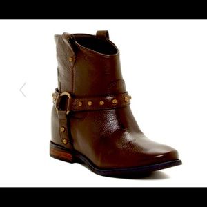 Enzo Angiolini Boots size 8 NWT